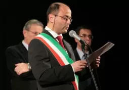 02_ Il sindaco Luca Gosso